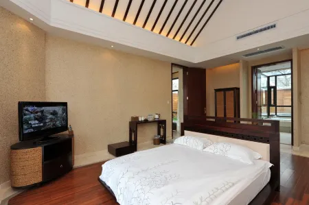 Tangpo Hot Spring Resort