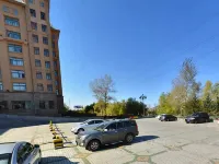 Kunlun Hotel - Pysäköinti