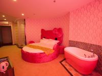 大连五光十色主题宾馆 - 奢华主题圆床浴缸房