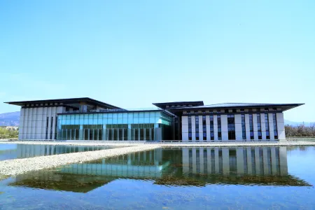 Huaguoshan Hotel Отели рядом с достопримечательностью «Donggang College of Huaihai Institute of Technology»