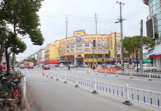 2. 진위안 호스텔..