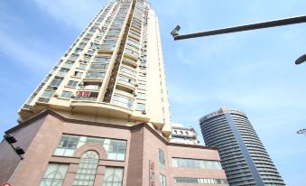 Qingdao Tinghai Lijing Apartment - Housity