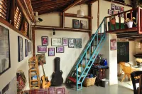 Dali Nuodeng Lvwo International Youth Hostel