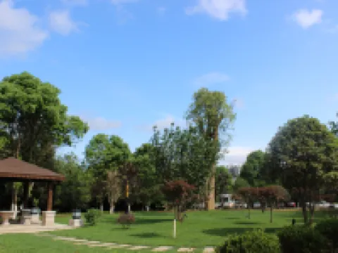 Huaguoshan Rongxin Hotel Hotels in Tongren