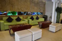 Kunlun International Hotel (Renqiu Huabei Youtian) Hotels in Renqiu