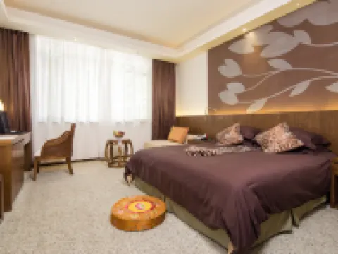 Julong Hotel Hotels in Qingyang