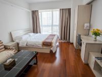 青岛都市客公寓 - 家庭大床房