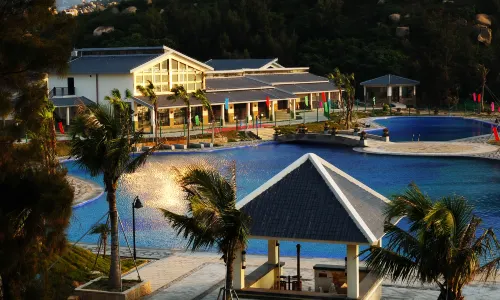 Naqin Peninsula Geological Ocean Park Hotel