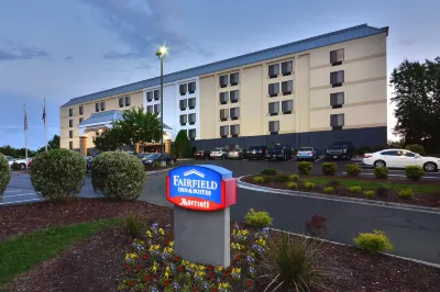 Fairfield Inn & Suites Winston-Salem Hanes Mall Hotels in Winston-Salem
