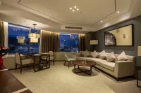 Xianning Liantou Park Road Hotel