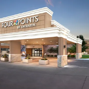 DoubleTree by Hilton Manhattan, KS