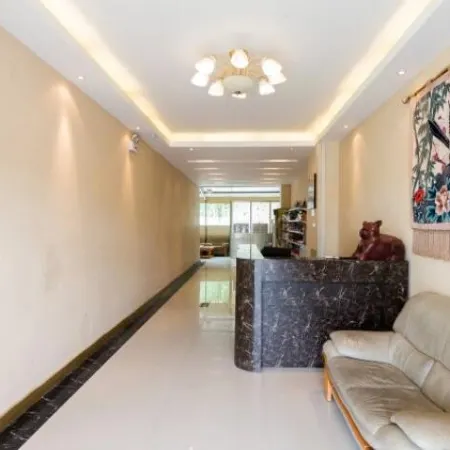 The new town get jia emperor express hotel