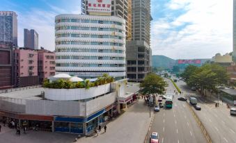 Vienna Hotel (Shenzhen Luohu Port Railway Station)