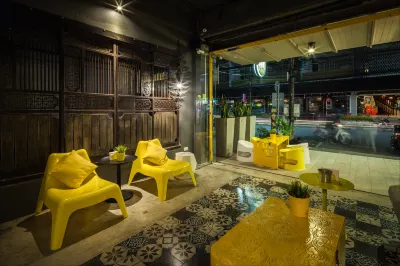 Fulfill Phuket Hotel in zona Phuket City View Point