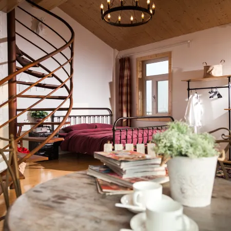 Shahu Fish Lake View Villa Hotels in Pingluo