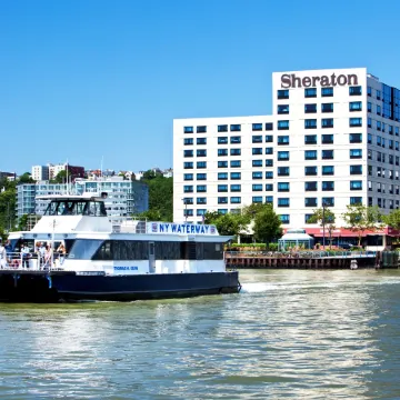 Sheraton Lincoln Harbor Hotel Отели рядом с достопримечательностью «Мидтаун»