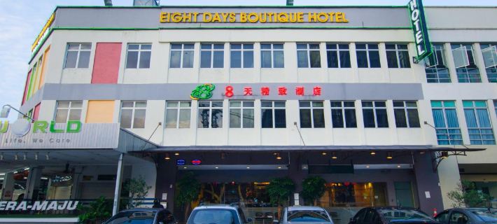 Eight Days Boutique Hotel - Mount Austin Ξενοδοχεία στην πόλη Τεμπράου