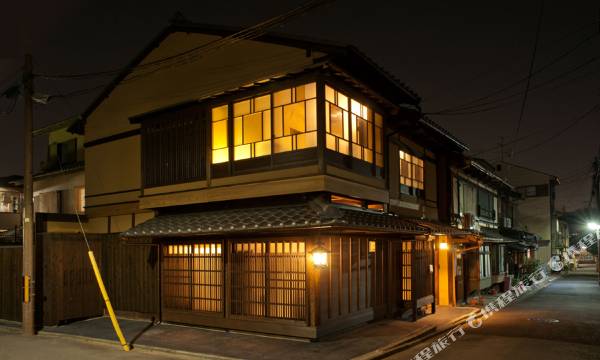 Zen Machiya Inn