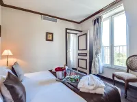 Villa Montparnasse Hotel berhampiran Stesen Metro Vavin