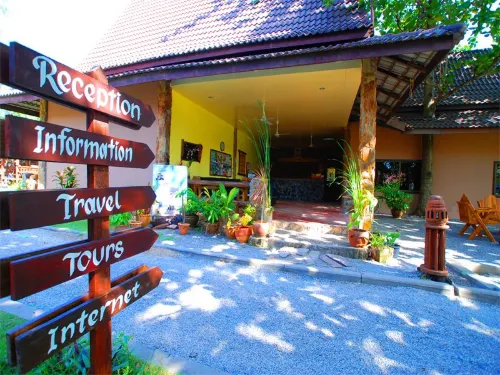 Thai House Beach Resort Hotels in Amphoe Ko Lanta