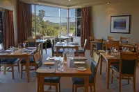 Te Weheka Boutique Hotel Hotels in Fox Glacier
