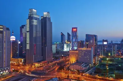 Yuelan Seaview Hotel Apartment (Qingdao May Fourth Square China Railway Center)