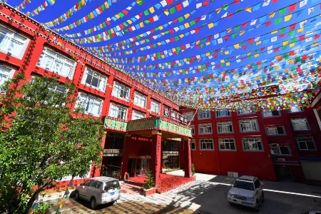 Thangka Hotel Отели рядом с достопримечательностью «Chagpori»