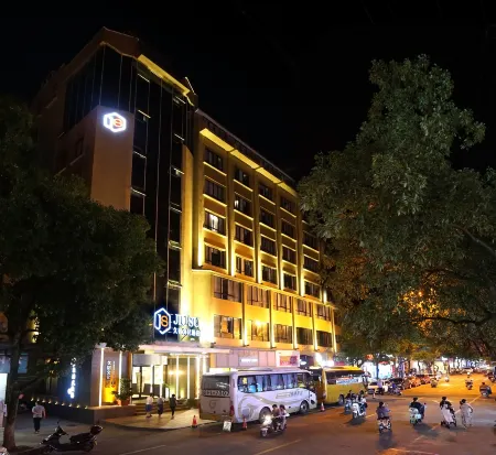 Jiusu Culture Hotel Отели рядом с достопримечательностью «Red Army Push Forward Division Monument»