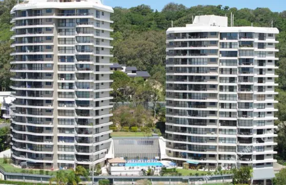 雙子座高爾夫假日酒店