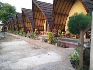 Gili Cemara Bungalows