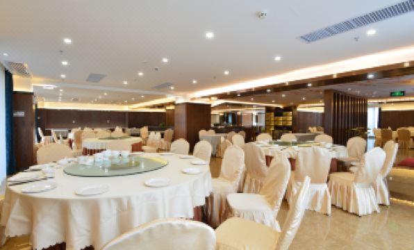 Beihai Zhiboyuan Boutique Hotel (Beihai High-Speed Railway Station)