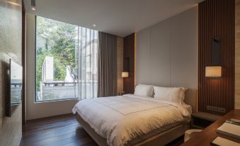 Villa 32 (Available only over 16 years old)