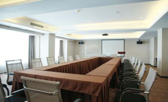 7 Days Premium (Chengdu Global Center New Exhibition) - Housity