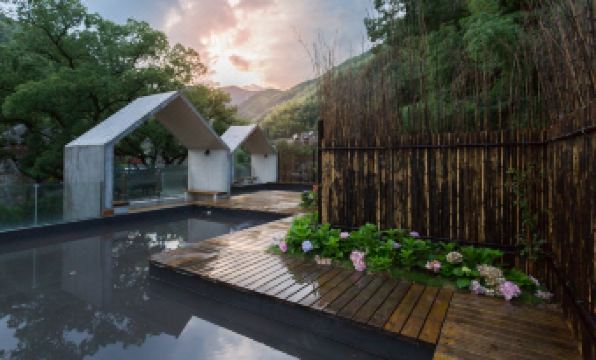 Sen Island Qixia Shanju Hotel