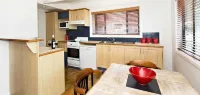 Coast Yamba - Adults Only Hotel di Maclean