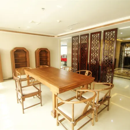 Chunguang Hotel