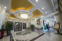 Golden Wheel Hotel