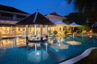 Access Resort & Villas Отели рядом с достопримечательностью «Phuket Beach Volleyball Club»