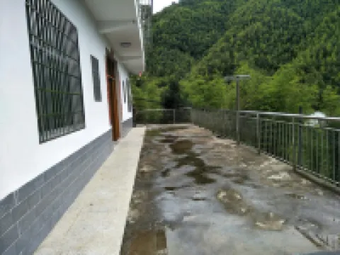 炎陵路路農家樂