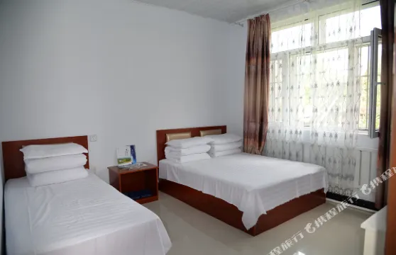 塔河北北熊如家賓館