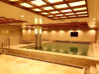 敦化临江花园酒店 - 室内游泳池