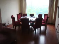 Yueyang Yahuan Grand Hotel - parking