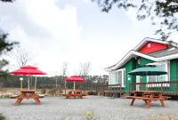 Taean Mongsanpo Pine and Apple Pension - Beach