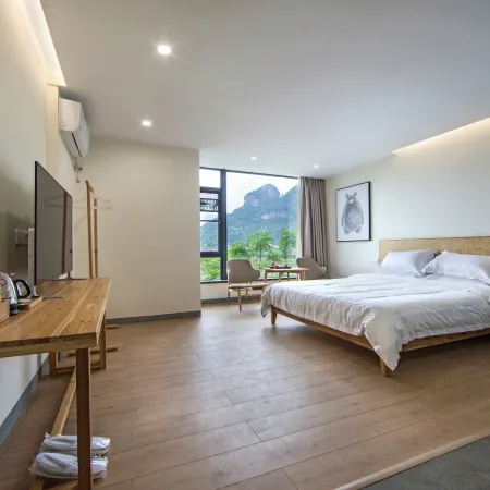 Wuyishan Yunzhong Jinshu Homestay Отели рядом с достопримечательностью «Holiday Bus Station (Dawangfeng Road)»