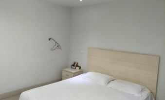 Shanghai Yuqiu Hotel