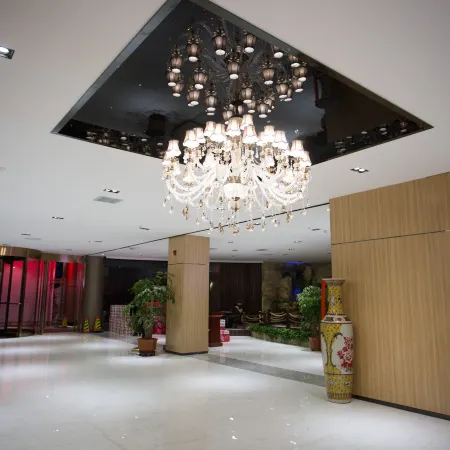 h Hotel (Taiyuan Yingze Street University of Technology) Отели рядом с достопримечательностью «Музей Шанкси»