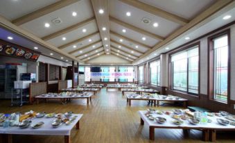 Suncheon Suncheon Bay Deulmaru Pension (Group Room)