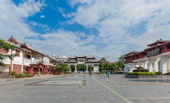 Yiyuan Hotel (Shenzhen East Railway Station)