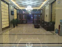 Moli International Hotel - parking