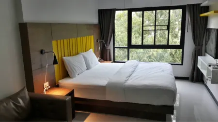 Bangkok Boutique Resort Rangsit Отели в г. Рангсит
